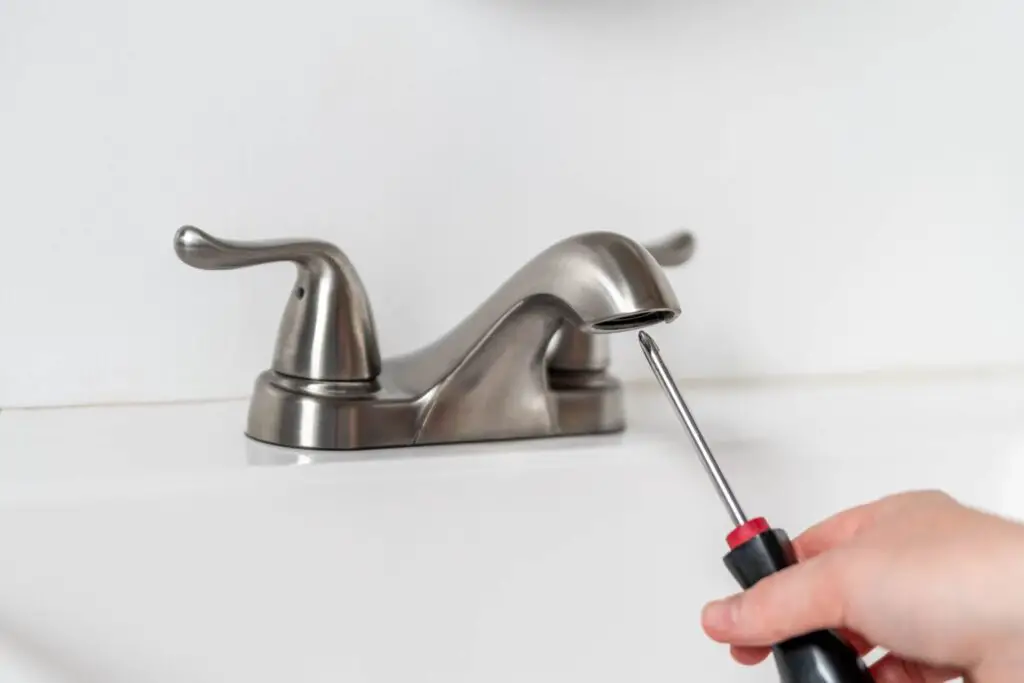 How to Remove Hard Water Deposits from Faucet Aerator