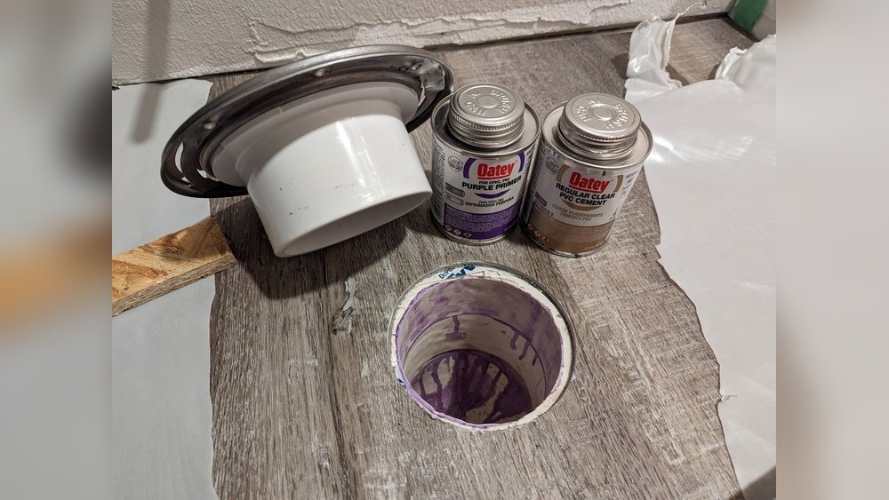 Toilet Doesnt Sit Flush On Floor