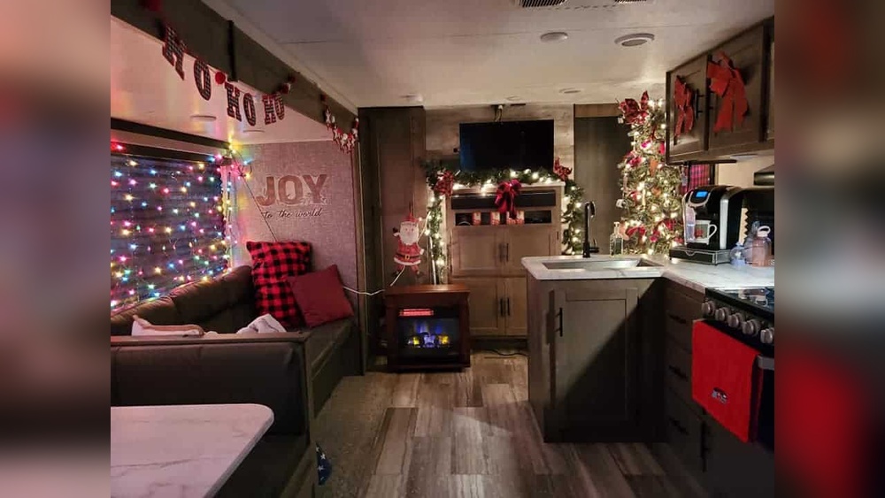 Rv Christmas Decorations
