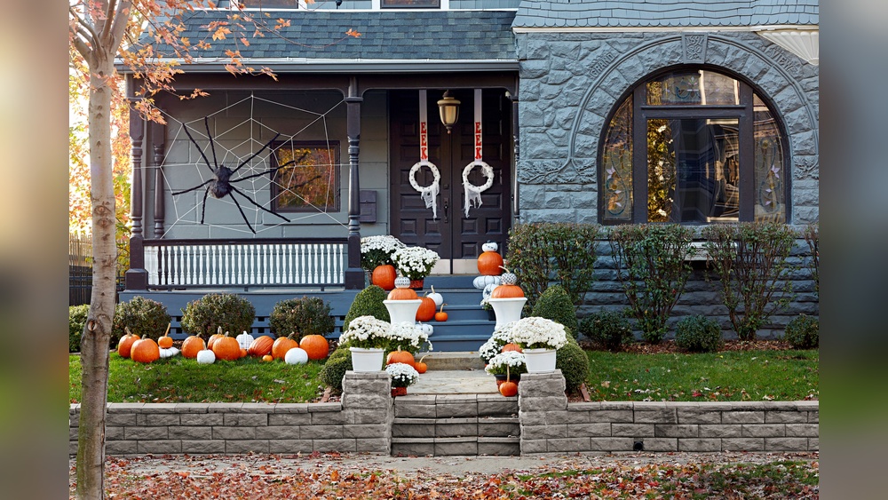 Diy Front Door Halloween Ideas Brimming With Fun
