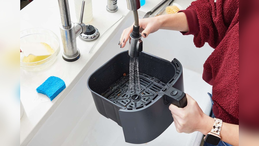 How Do You Maintain An Air Fryer