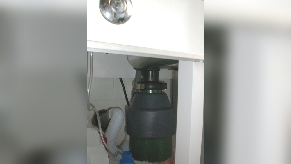 How to Fix a Waste Disposal Unit