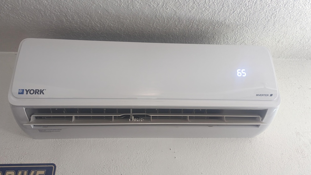 Mitsubishi Mini Split Not Blowing Cold Air